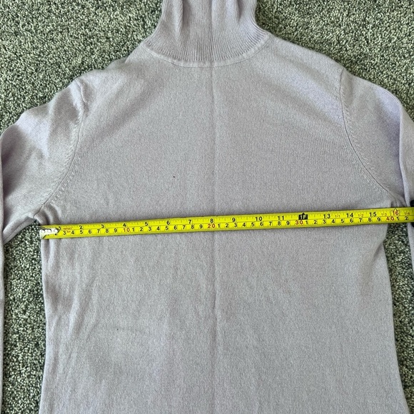 Charter Club Lilac Turtleneck 100% Cashmere Pullover Sweater Full Sleeve Size S - Picture 3 of 8